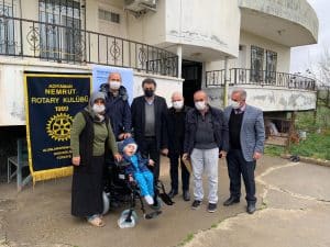 Spina Bifida Hastaları Tekerlekli Sandalyelerine Kavuştu Spina Bifida Hastaları Tekerlekli Sandalyelerine Kavuştu