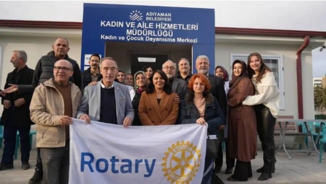 Adıyaman’da Kadın ve Çocuk Dayanışma Merkezi Hizmete Açıldı