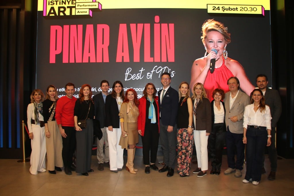 Pınar Aylin ile 90’lar Gecesi Özel Çocuklara Umut Oldu