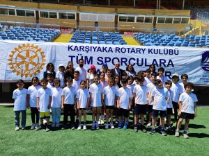 Torunlar Atletizm Yarışması 38. Yılında Gençleri Sporla Geleceğe Hazırlıyor