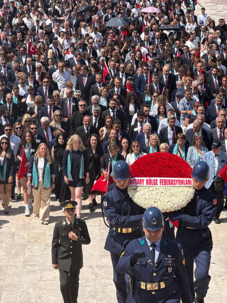 Türkiye Rotary Ailesi Yeni Döneme Anıtkabir’de Güçlü Mesajla Başladı: “Kalıcı Etki Yarat”