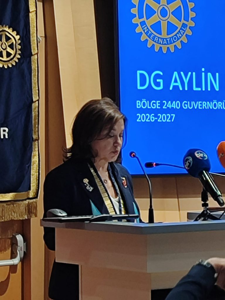 Rotary 2440’ta Yeni Dönem Başladı