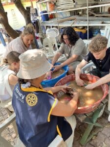 Anadolu’nun Tarihi Mirasında Gençlik Dostluğu – II. Uluslararası Kısa Dönem Rotary Yaz Kampı Demre’de Gerçekleşti Anadolu’nun Tarihi Mirasında Gençlik Dostluğu – II. Uluslararası Kısa Dönem Rotary Yaz Kampı Demre’de Gerçekleşti