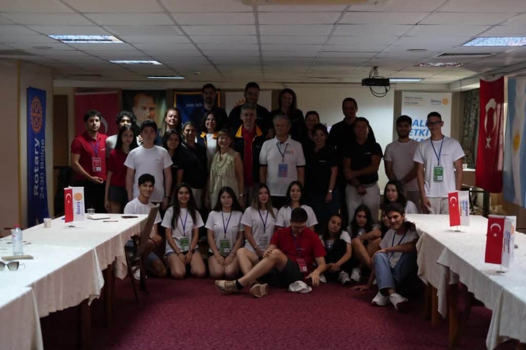 UR Bölge 2430 Gençlik Değişim Outbound Uyum Kampı Başarıyla Gerçekleştirildi